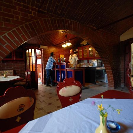 Pod Orehi Guest House Loče pri Poljčanah エクステリア 写真