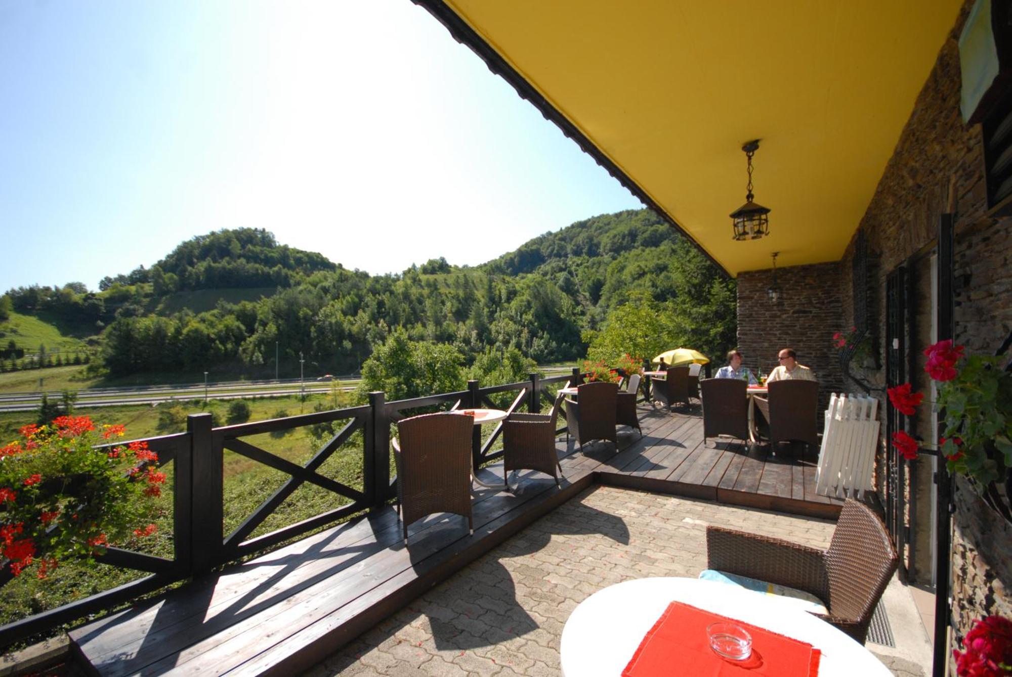 Pod Orehi Guest House Loče pri Poljčanah エクステリア 写真
