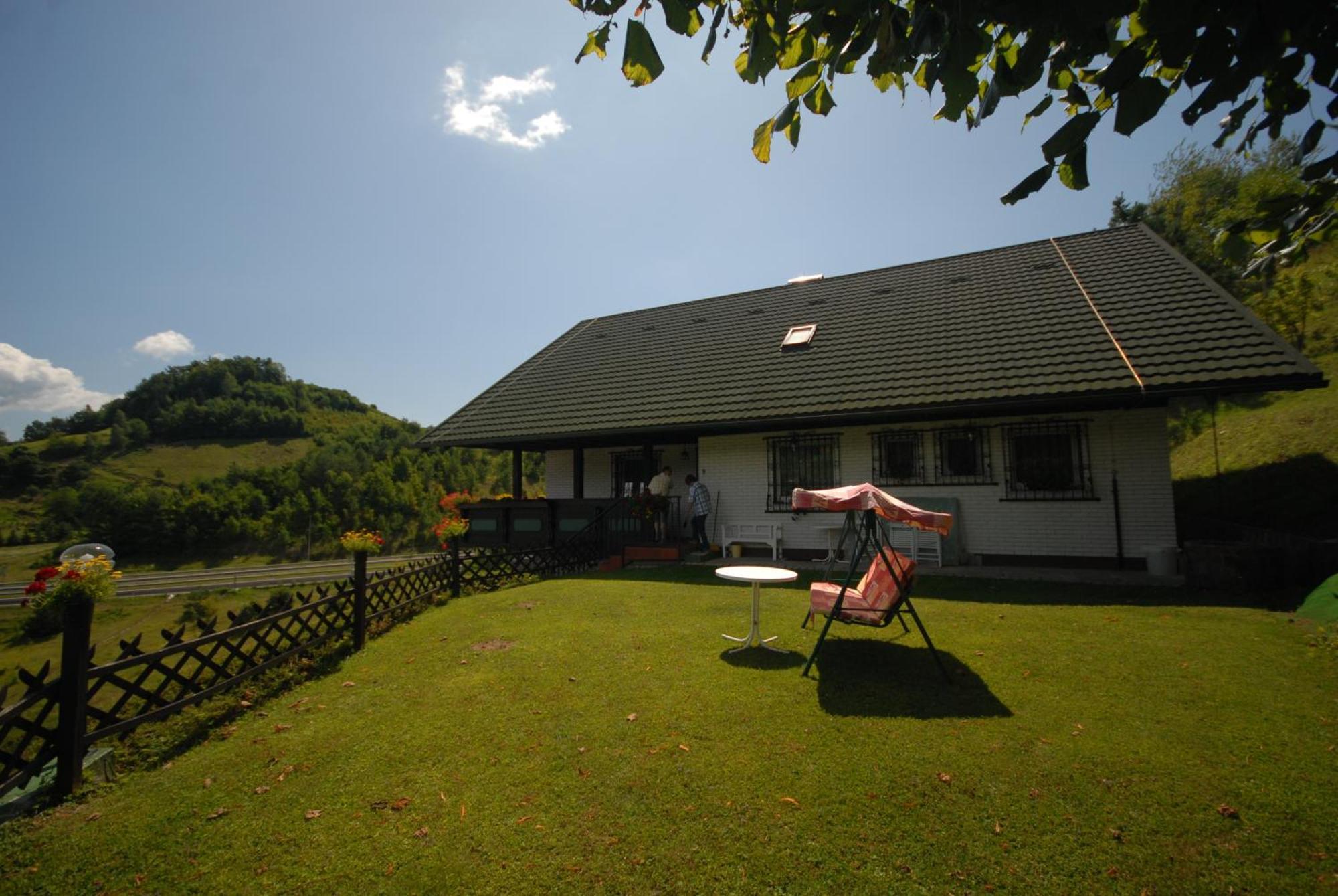 Pod Orehi Guest House Loče pri Poljčanah エクステリア 写真